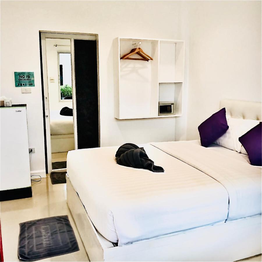 Hotel Koh Larn White House Esterno foto