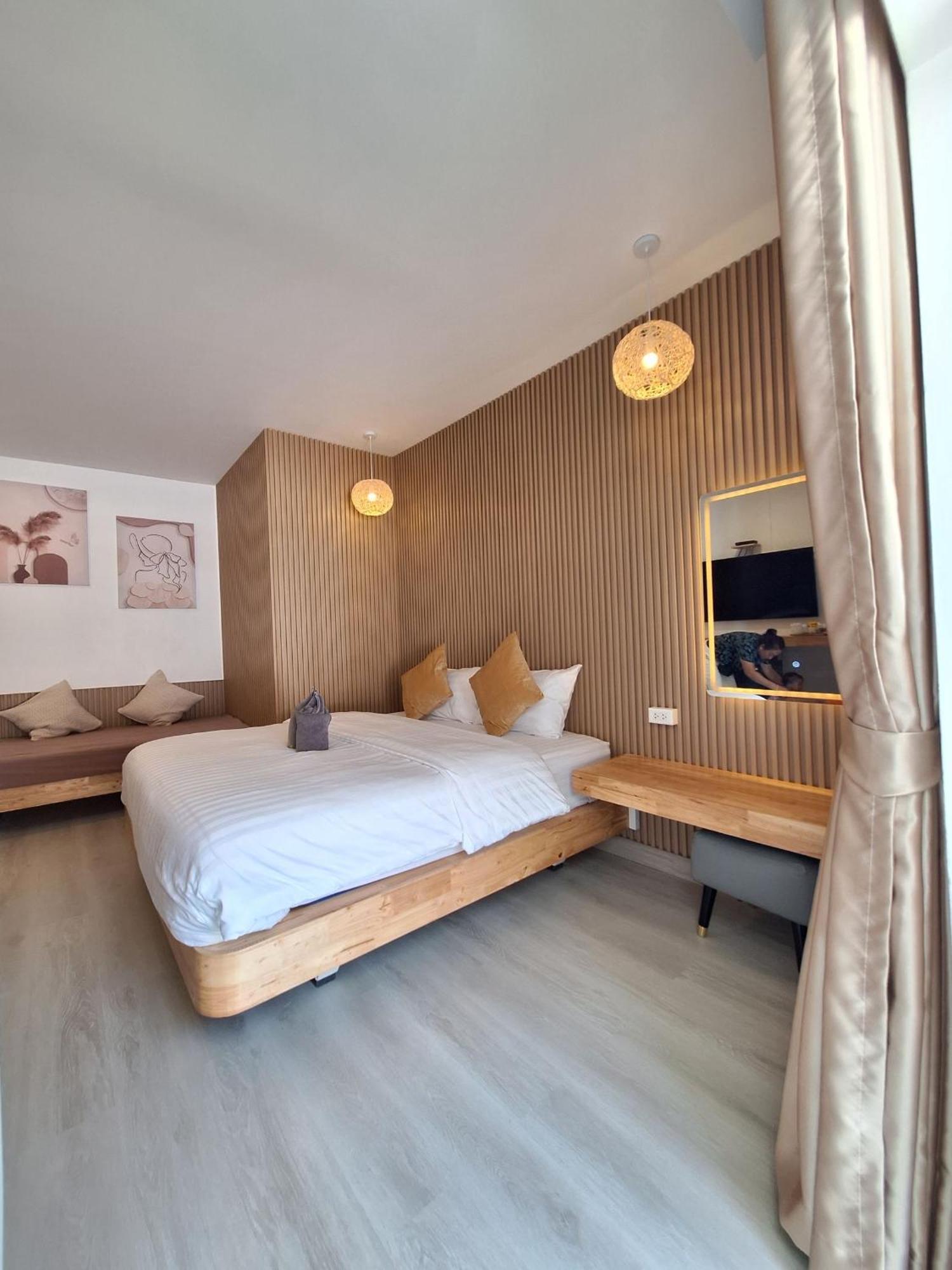 Hotel Koh Larn White House Esterno foto